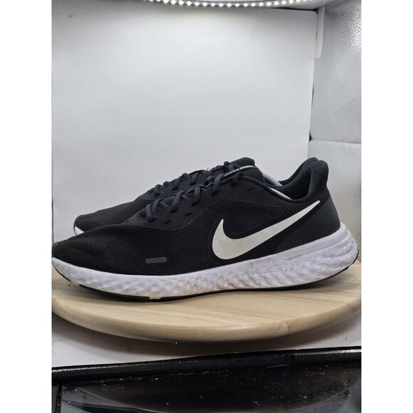 Nike Revolution 5 Mens 13 BQ3204-002 Black White Lace-Up Sneaker Shoes - Picture 1 of 9